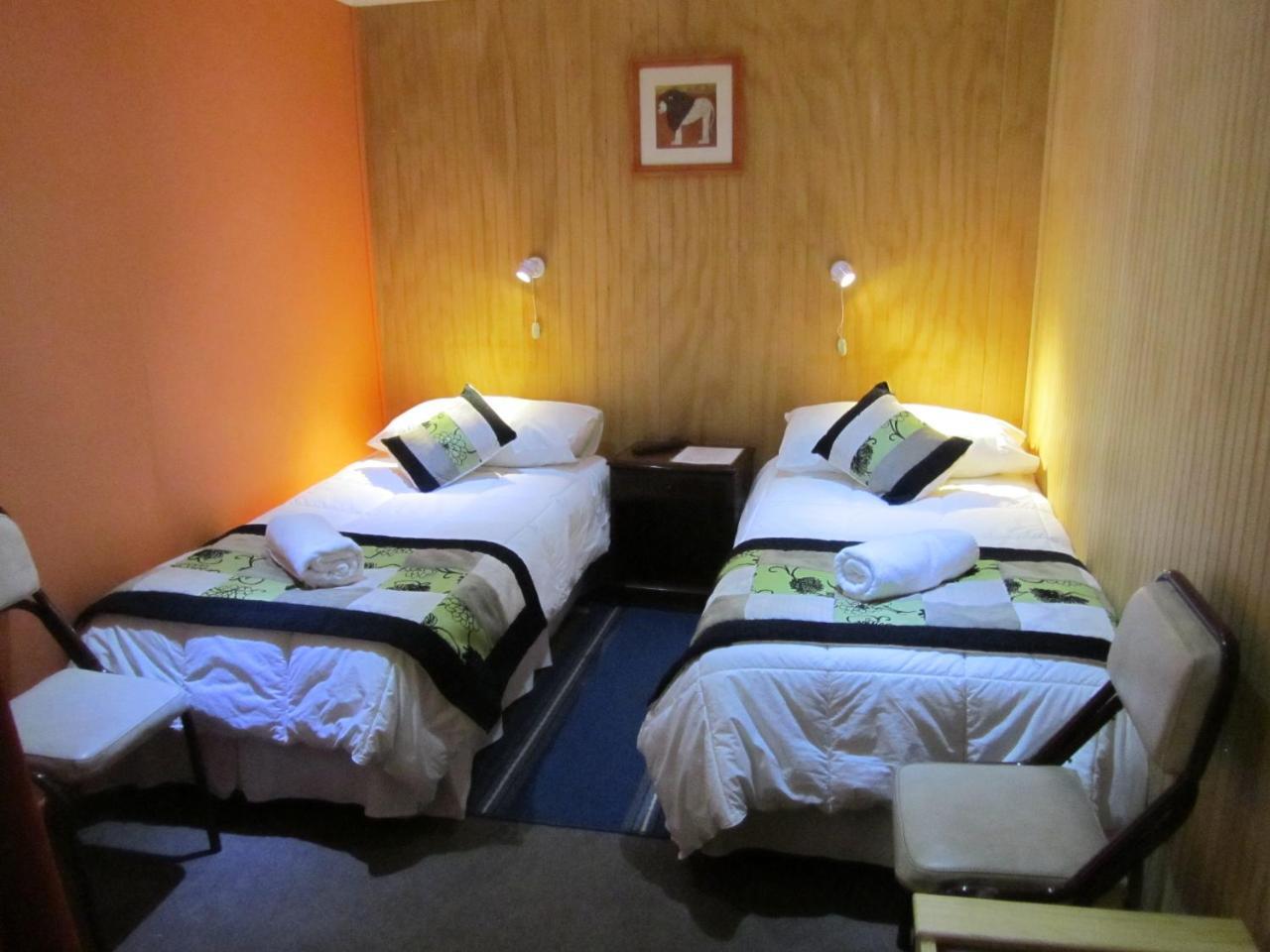 Patagonia Swiss House Otel Puerto Natales Dış mekan fotoğraf