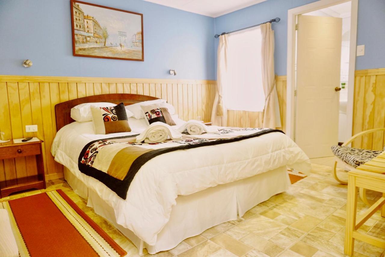 Patagonia Swiss House Otel Puerto Natales Dış mekan fotoğraf